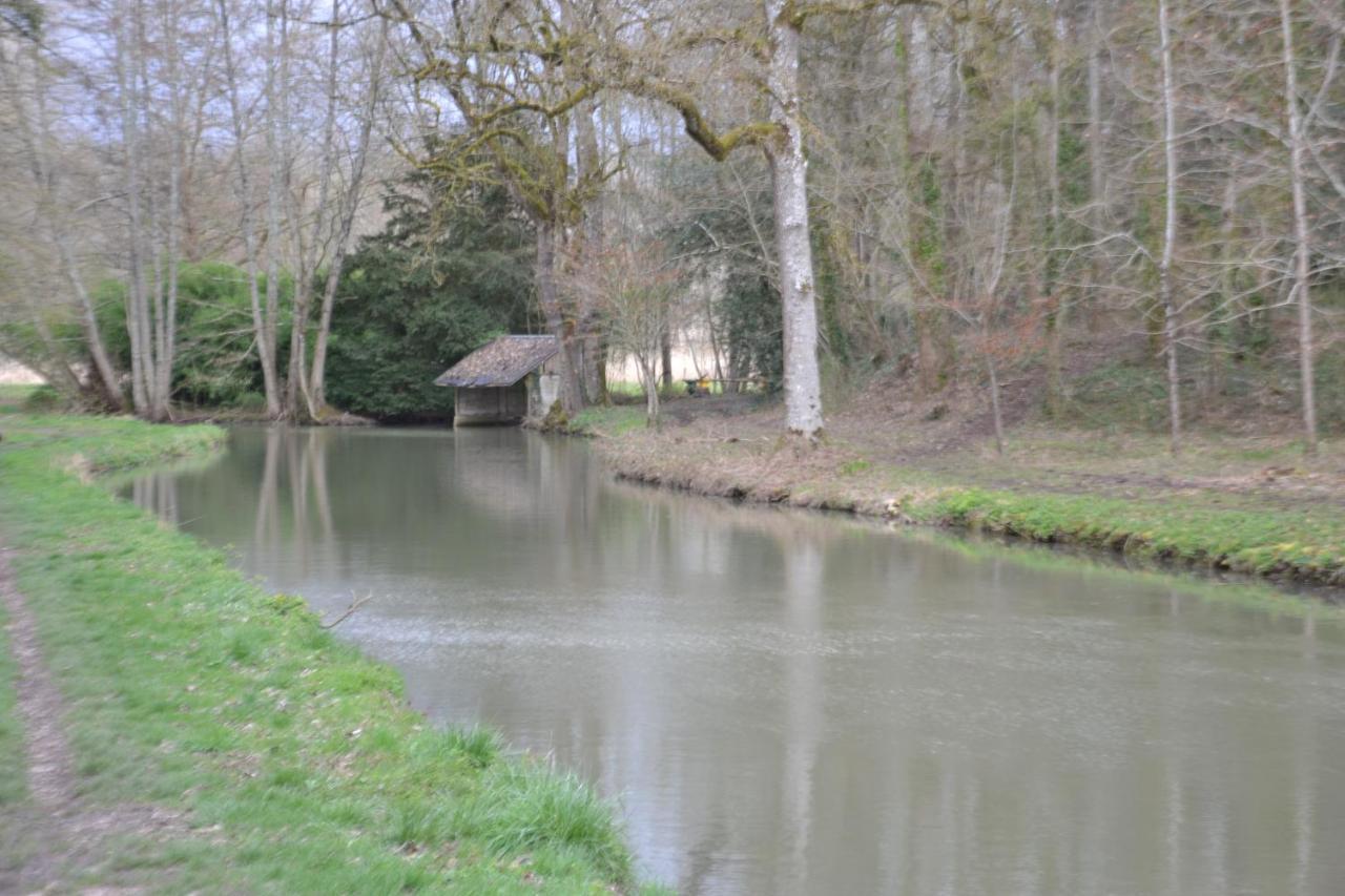 Le Moulin Et L'Olivier Three Bedroom Suite Chambon-sur-Cisse Exterior foto